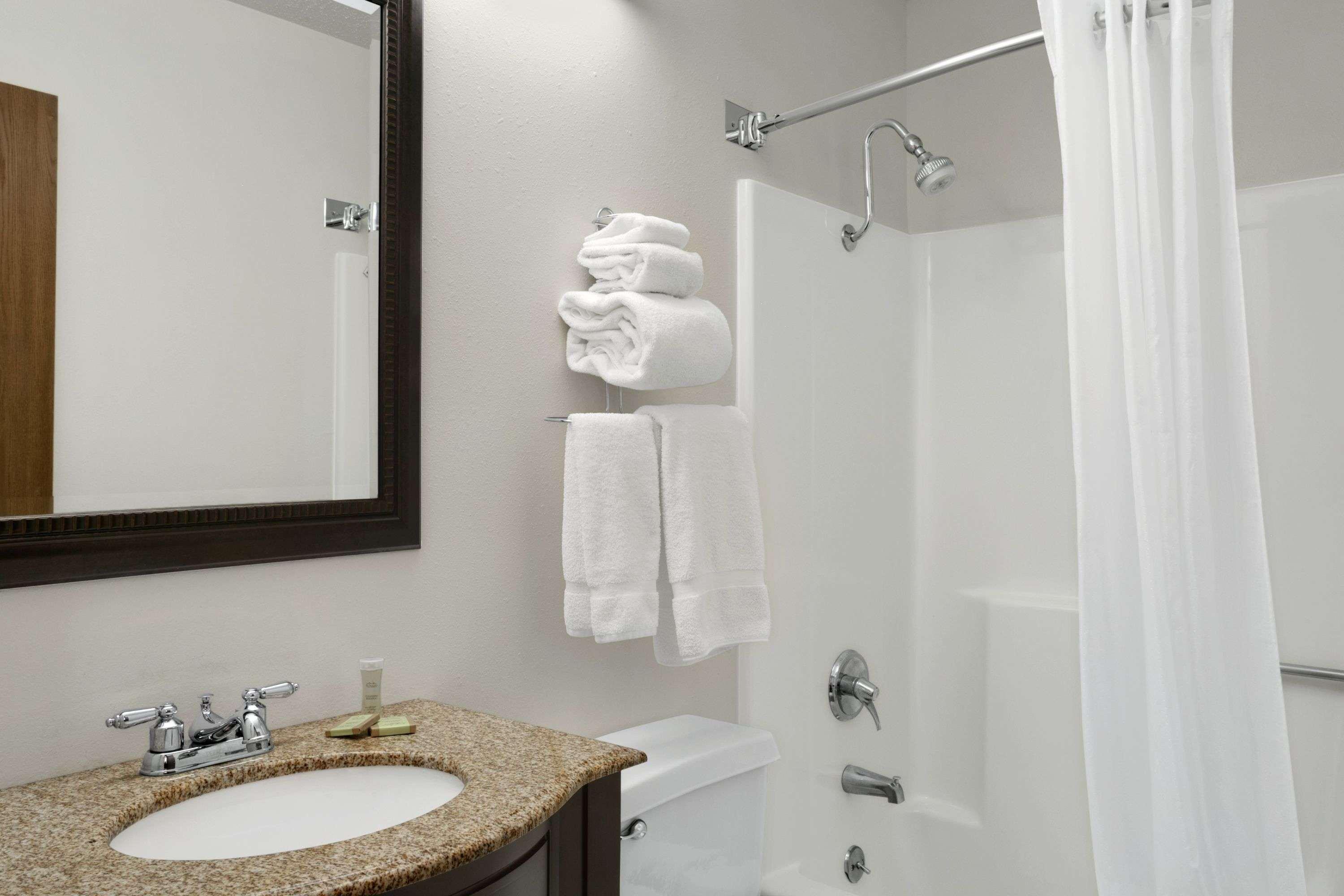 מלון Super 8 By Wyndham Washington מראה חיצוני תמונה