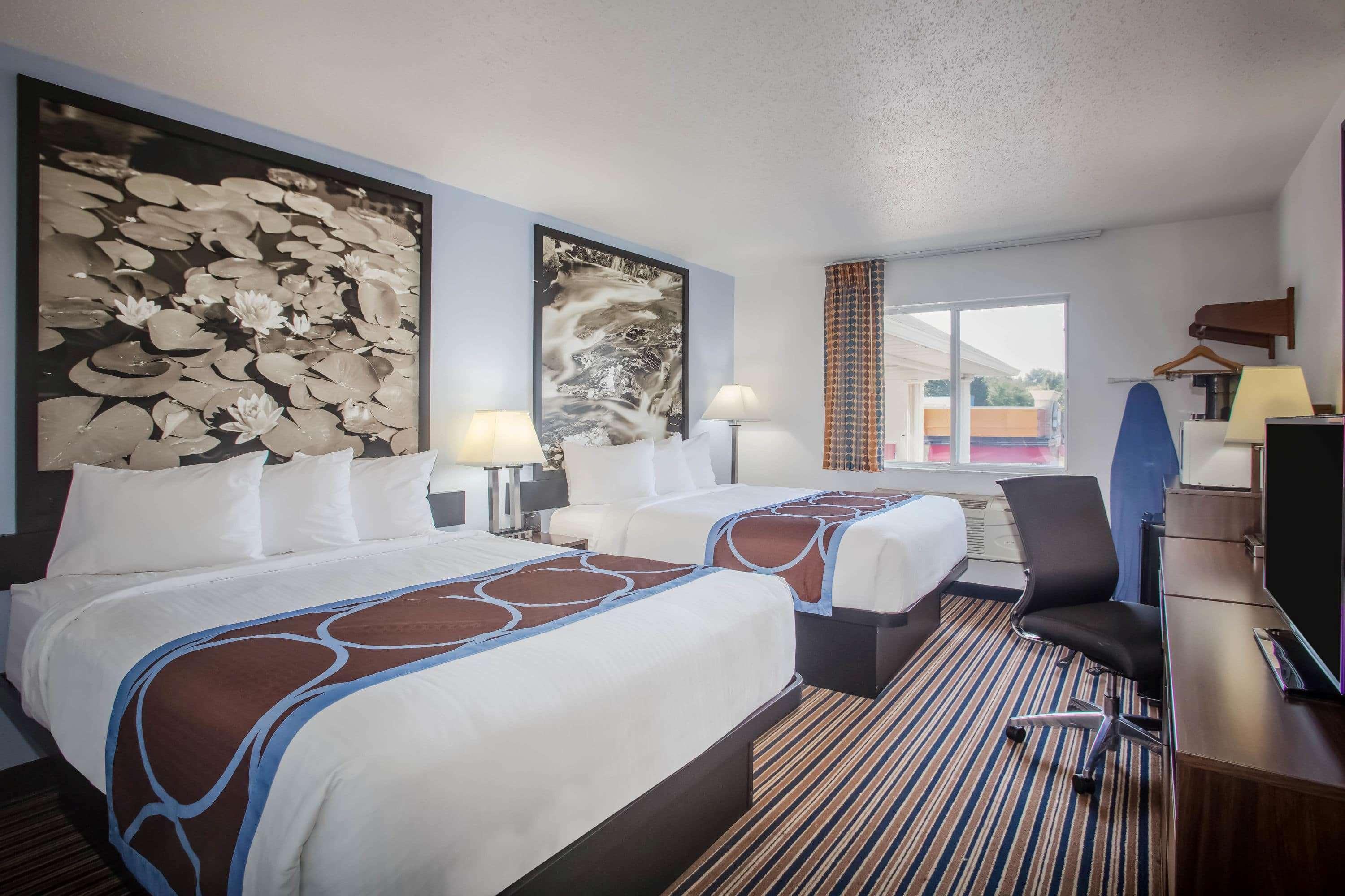 מלון Super 8 By Wyndham Washington מראה חיצוני תמונה